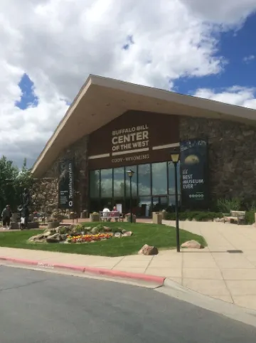 Book Early!  Accepting Reservations for 2026 Summer! Visit Yellowstone!