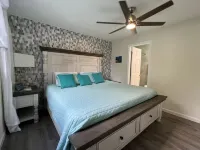 Luxury Beachfront Condo with Pool and Hot Tub Hoteles en 