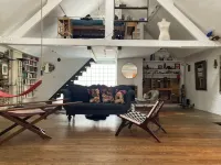 Le Loft des Artiste Est-ce que les Rapports qui Existait Hanson