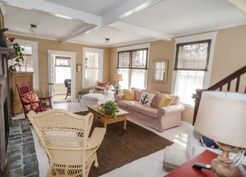 Northbound Whale - Beautifully restored turn of the century charmer Hotels in Little River