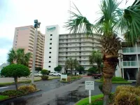 Extreme Makeover-Discount Pricing- 200 Five Star Reviews-Facing the Beach