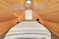 Mount Spurr Cabin