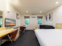 Red Bridge Motor Inn Hotels in Nambour