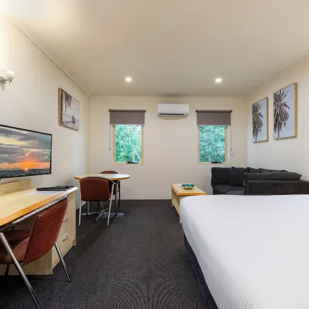 Red Bridge Motor Inn