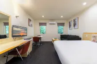 Red Bridge Motor Inn Hotels in Yandina