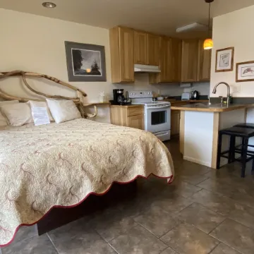 Front Row Bed and Breakfast Отели в г. Сьюард