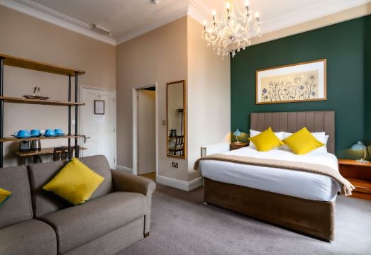 큐 가든스 호텔