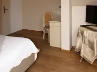 B&B 't Walleke Hotels near St. George's Archers' Guild