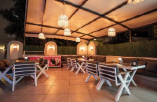 Club Karakas Apart Otel
