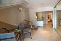 Logis Auberge de la Rose Các khách sạn ở Le Puy-Notre-Dame