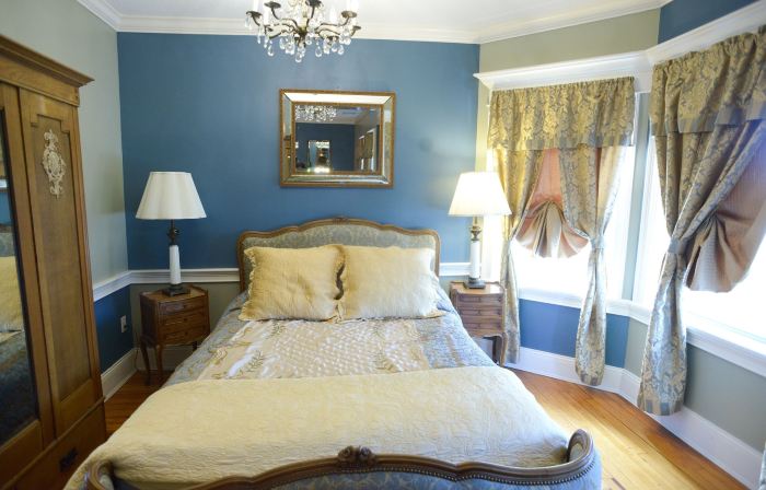 Naomi's Inn Bed & Breakfast