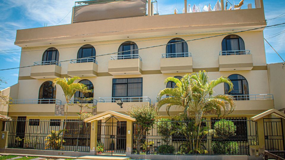 Del Valle House