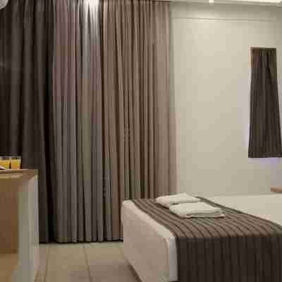 Zeus Hotel Rooms