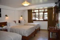 Casa de Luz Hotel - Kitchens