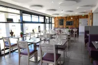 藍色鵝卵石飯店