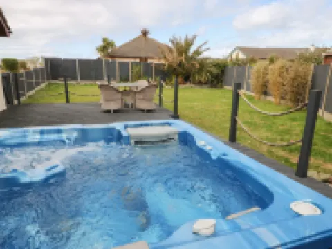 Aurora Hotels in Trearddur