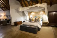 Elephant Plains Game Lodge Hotels in Ehlanzeni