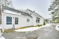 16 Mi to Boston: Home w/ Deck in Weymouth - 4-Sterne