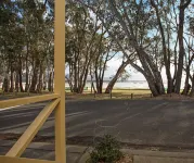 Lake Fyans Holiday Park - غرفة مطلة على الجبل