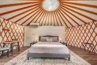 OT 3515L Texas Yurt Haus Longhorn
