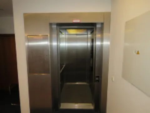 ペンション フライラウム ゲストハウス ベルリン