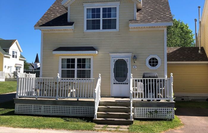 Shining Waters - Ingleside Cottages