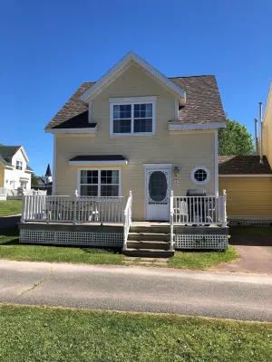 Shining Waters - Ingleside Cottages Hotels in North Rustico