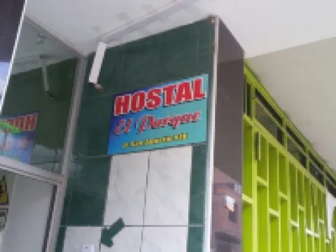 Hostal El Parque Hotels near Parque de la Identidad Huanca