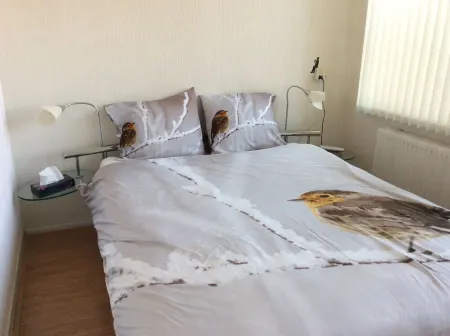 2 room apartment 20 minutes from Amsterdam Отели в г. Алмере