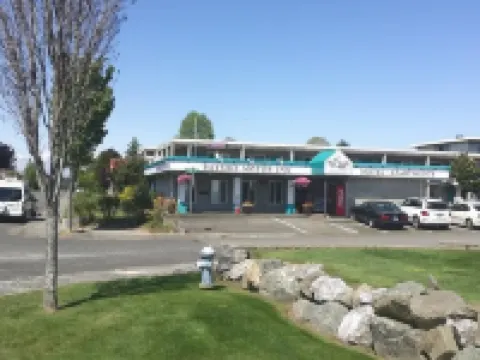 ベイサイド モーター イン ブレインのホテル