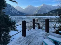 Fraser River Waterfront Cottage in Hope BC