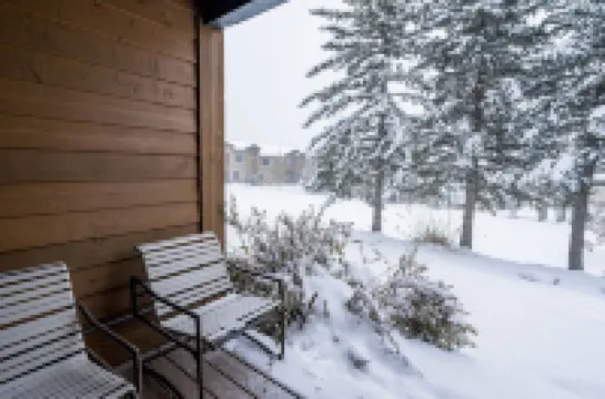 Moraine 27 Townhouse Near Gondola by RedAwning