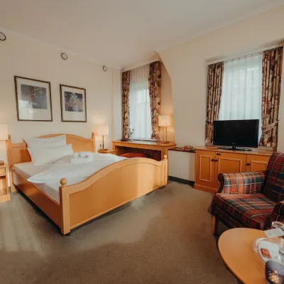 Hotel Jungclaus Hotels near Billtalstadion