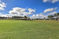 9 Mi to Disney: Home w/ Patio + Community Perks - موقف سيارات