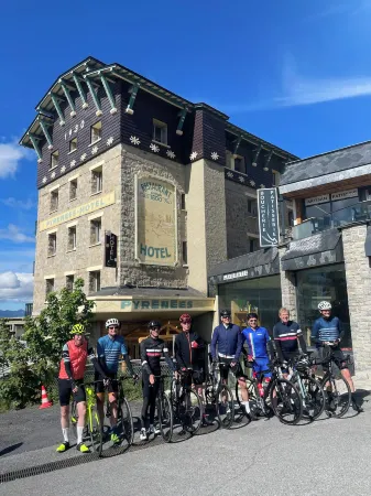 Hotel des Pyrénées Отели рядом с достопримечательностью «Station de Ski - Font Romeu Pyrénées 2000»