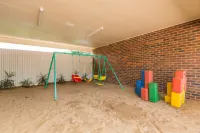 Lincoln Cottage Motor Inn Hotels in Glenfield Park