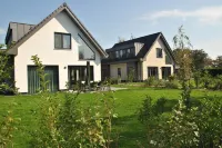 Great Holiday Home Energy Neutral on Texel With Sauna and sun Shower - 4-Star