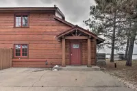 Pelican Lake Retreat w/ Fire Pit, Dock & Grill! - Wifi