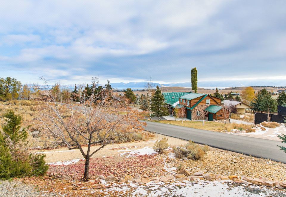 경치 좋은 전망 & 게임 룸: 가든 시티 리트리트 이미지