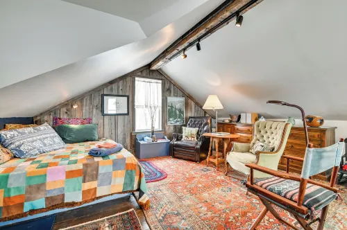 Cozy Catskills Vacation Rental with Deck! - Pools
