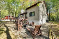 Hike, Swim, Ski and More Home in Arrowhead Lakes! - parking