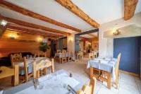 Auberge des Montauds - Hôtel & Restaurant - Bergblick
