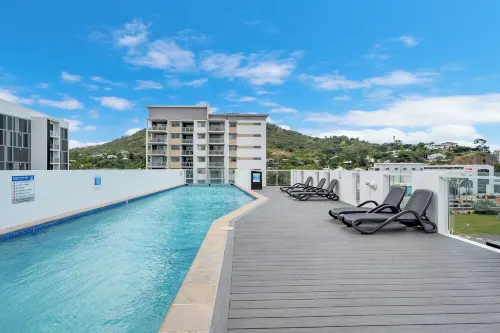 Central Holborn Apartments Hotels in Garbutt