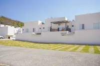 Modern House in Yautepec l Pool & Garden Hoteles en 