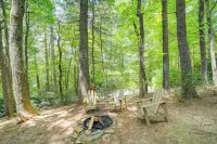 Private Cabin on 2 Acres Hot Tub, 10 Mi to Boone! - 3-stjärniga