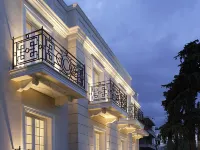 Theoxenia Palace Hotels near Herakleion