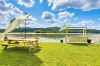 Canandaigua Lakefront Gem w/ Dock & Boat Slip - Wifi