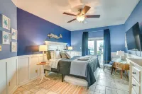Steps from Gulf Freeport Home with Water Views - WiFi
