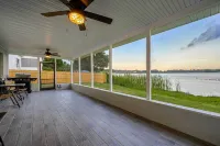 Hook, Line and Leisure Lakefront Gem with Porch!