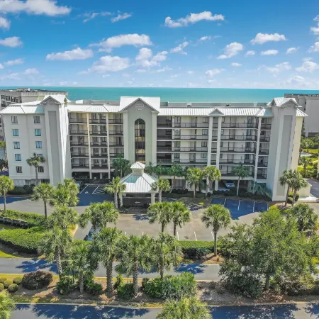 Litchfield Beach & Golf Resort